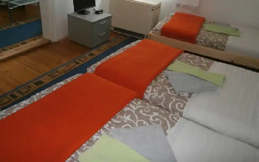 crystallight-840-525-2